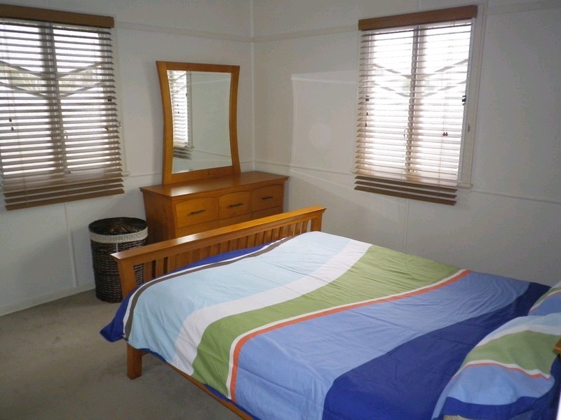 12 Chilcot Street, Silkstone QLD 4304