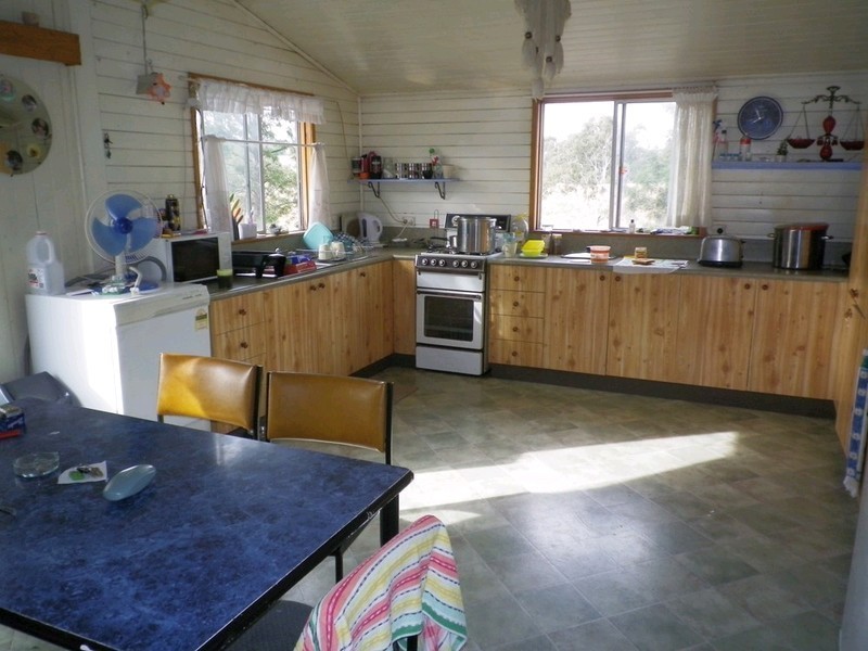 2 Lobb Street, Churchill QLD 4305