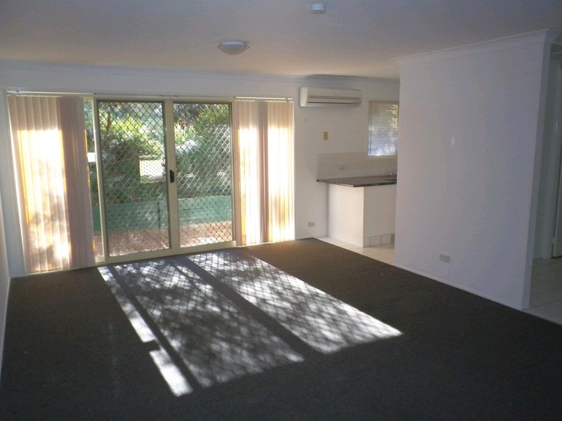 2/8 Hanlon Court, Collingwood Park QLD 4301