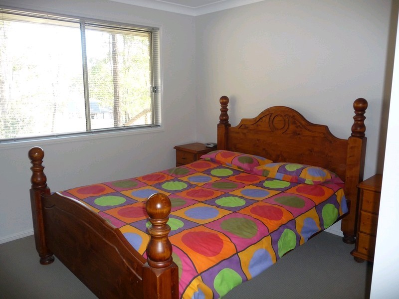 9 Merlot Place, Pine Mountain QLD 4306