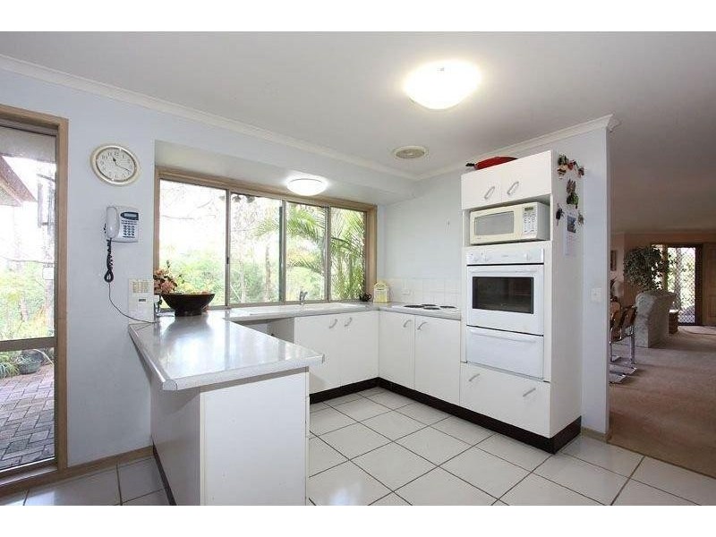 2 Coreen Court, Karana Downs QLD 4306