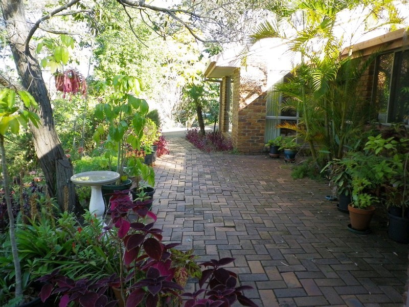 2 Coreen Court, Karana Downs QLD 4306