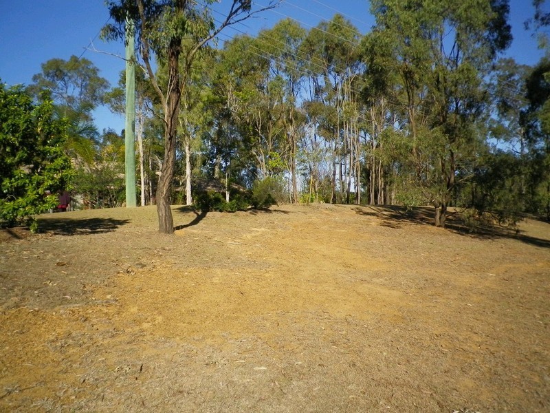 2 Coreen Court, Karana Downs QLD 4306