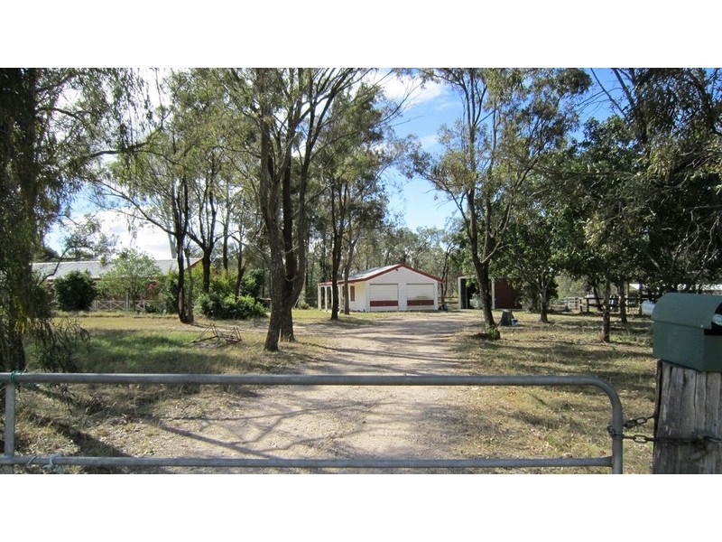 49 Tarana Avenue, Thagoona QLD 4306