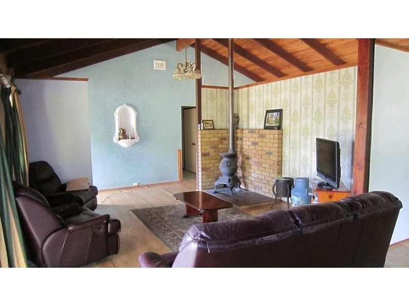 49 Tarana Avenue, Thagoona QLD 4306