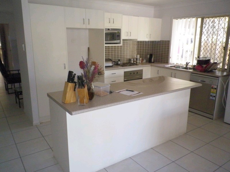 6 Azure Street, Goodna QLD 4300