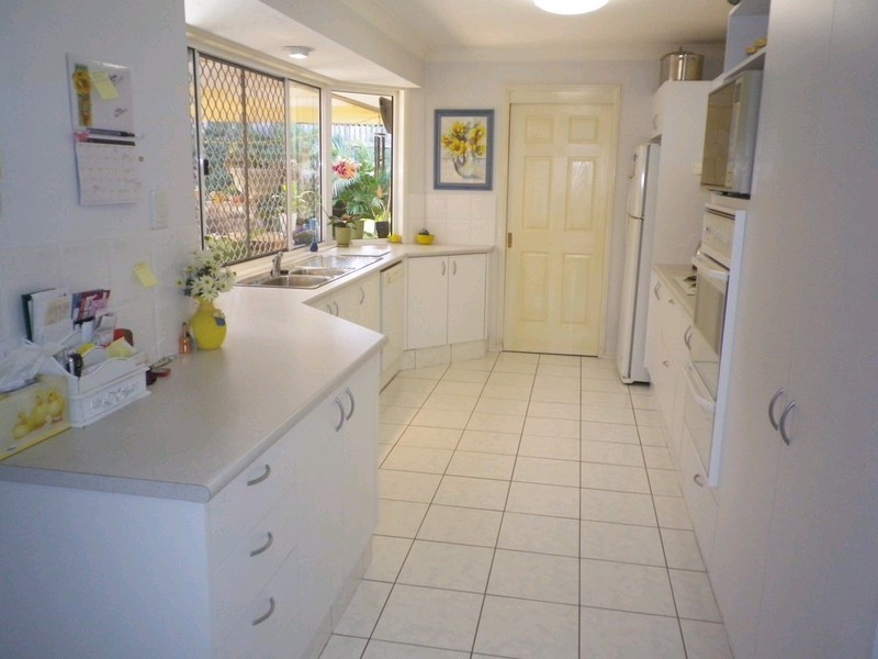 53 Tj Ryan Avenue, Collingwood Park QLD 4301