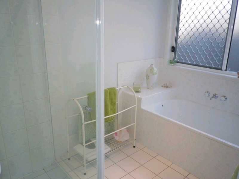 53 Tj Ryan Avenue, Collingwood Park QLD 4301