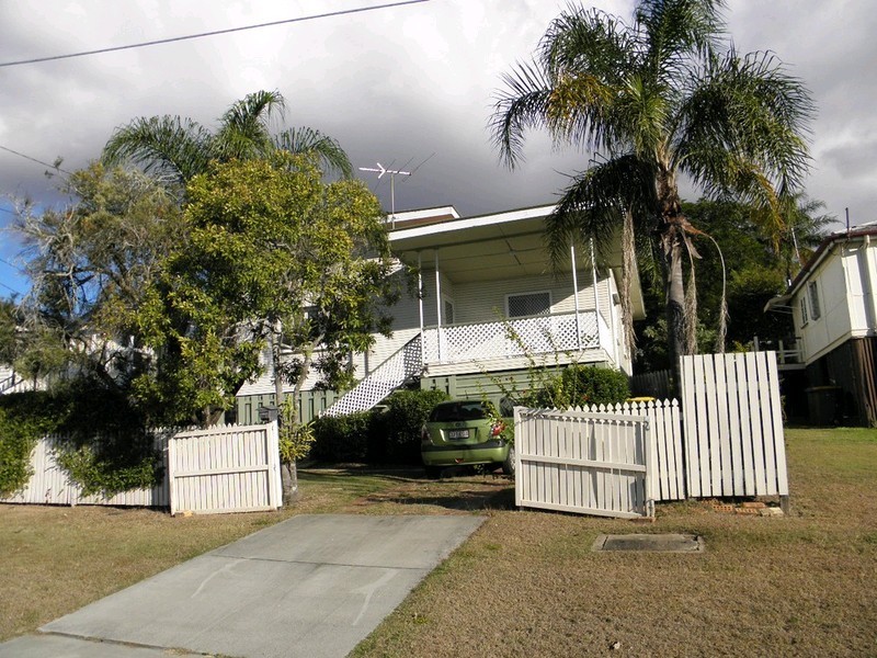 1a Fifer Street, Eastern Heights QLD 4305