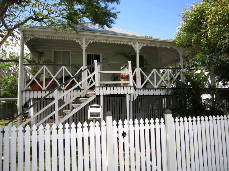 162 Blackstone Road, Silkstone QLD 4304