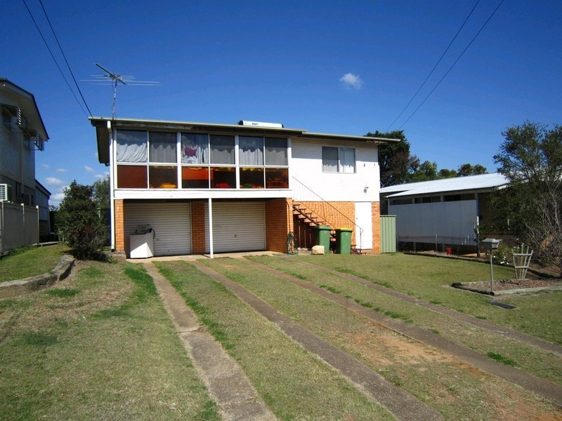 13 Braeridge Drive, Bundamba QLD 4304