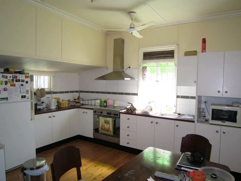 94 Downs Street, North Ipswich QLD 4305