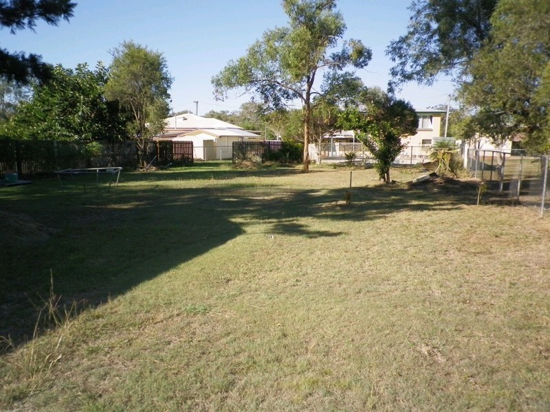 22 Swan Street, Brassall QLD 4305