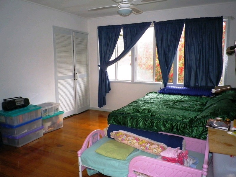 22 Swan Street, Brassall QLD 4305