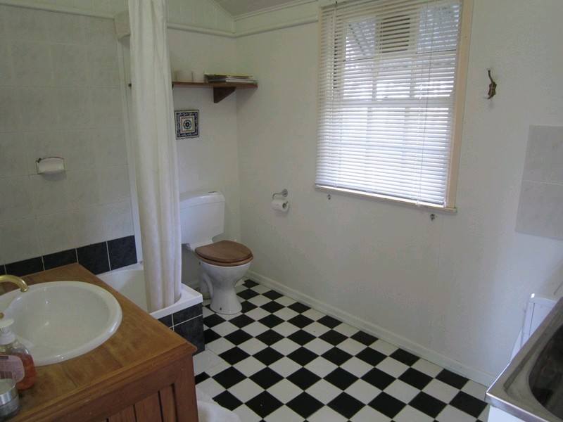 12 O’Reilly’s Weir Road, Lowood QLD 4311