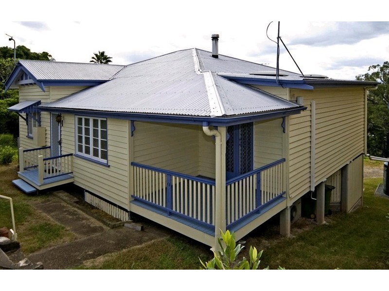 10 Chelmsford Avenue, Ipswich QLD 4305