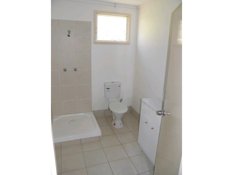 10 Chelmsford Avenue, Ipswich QLD 4305