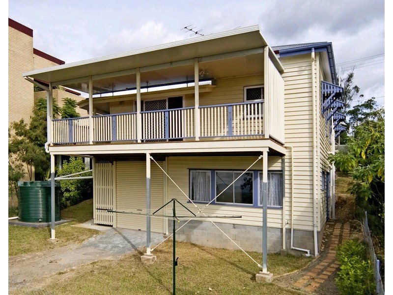 10 Chelmsford Avenue, Ipswich QLD 4305