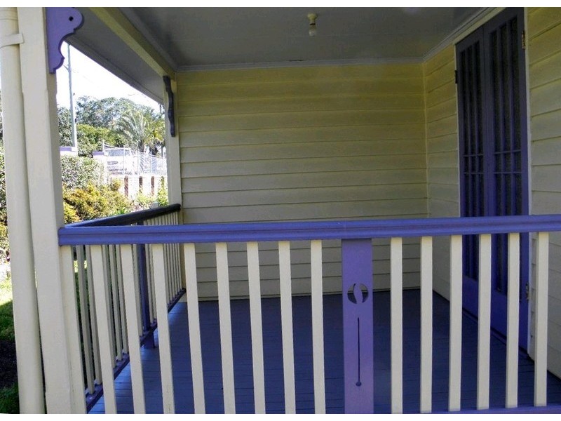 10 Chelmsford Avenue, Ipswich QLD 4305