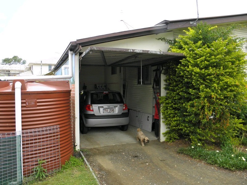 17 Albion Street, Brassall QLD 4305