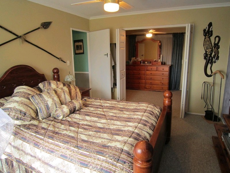 29 David Street, North Booval QLD 4304