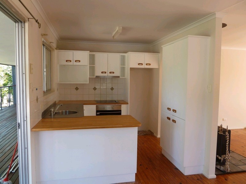 17 Tamatea Drive, Bellbird Park QLD 4300