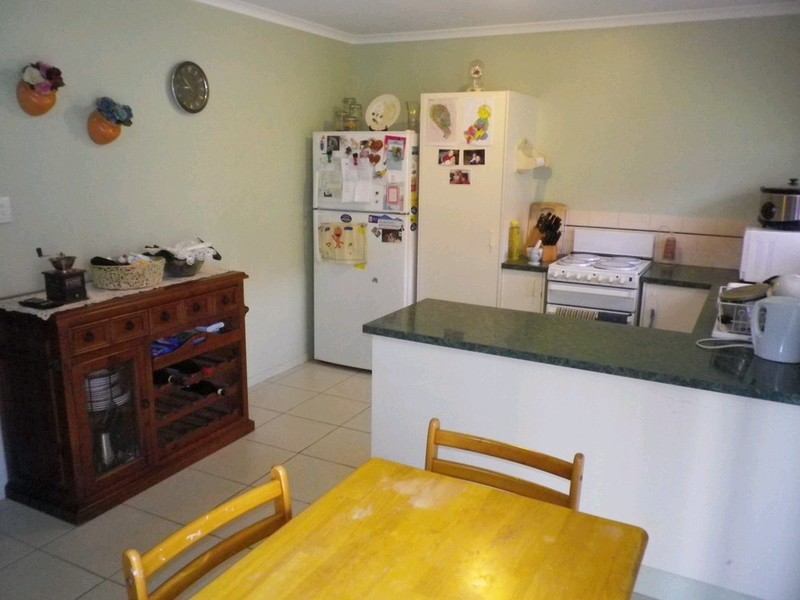 2/28 Henty Drive, Redbank Plains QLD 4301