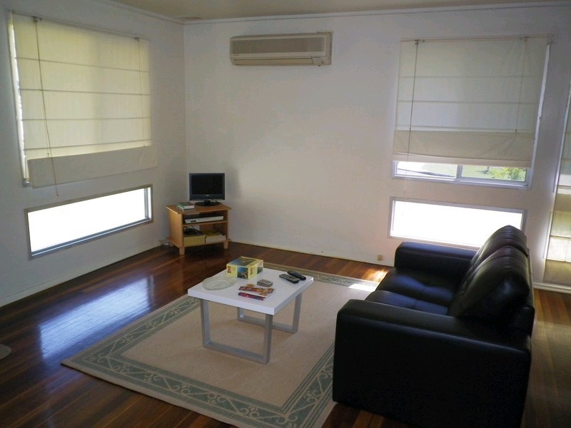 2 Arkins Street, Goodna QLD 4300