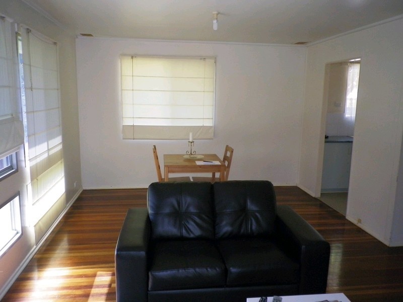 2 Arkins Street, Goodna QLD 4300