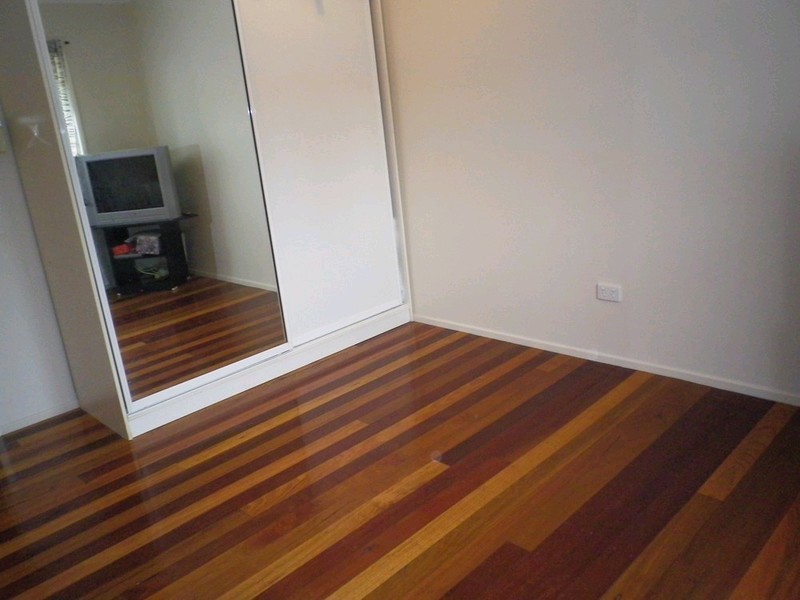 33 Cullen Street, Bundamba QLD 4304