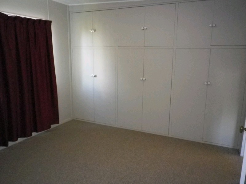 61 Frederick Street, Eastern Heights QLD 4305