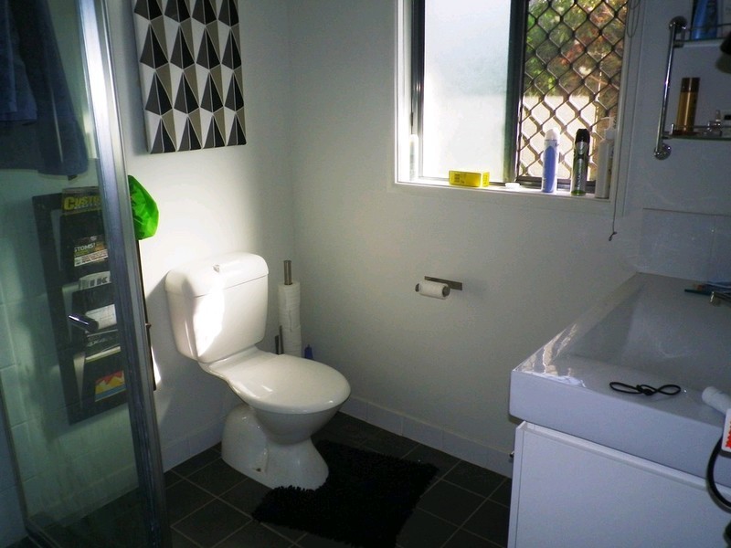 19 Sandhurst Place, Brassall QLD 4305