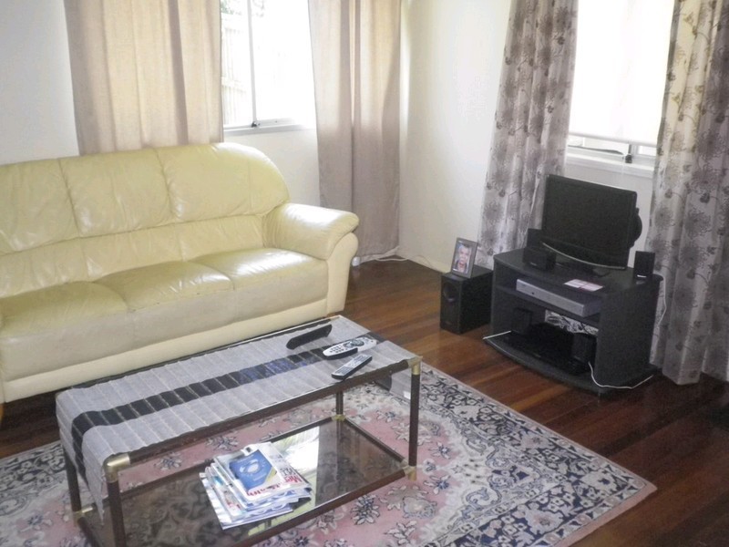 5 Dorsey Crescent, Bundamba QLD 4304