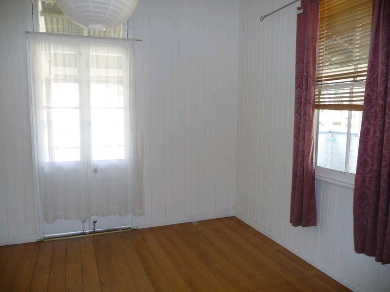 2A Ferguson Street, North Ipswich QLD 4305