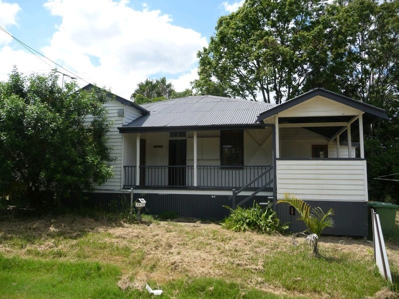 2A Ferguson Street, North Ipswich QLD 4305