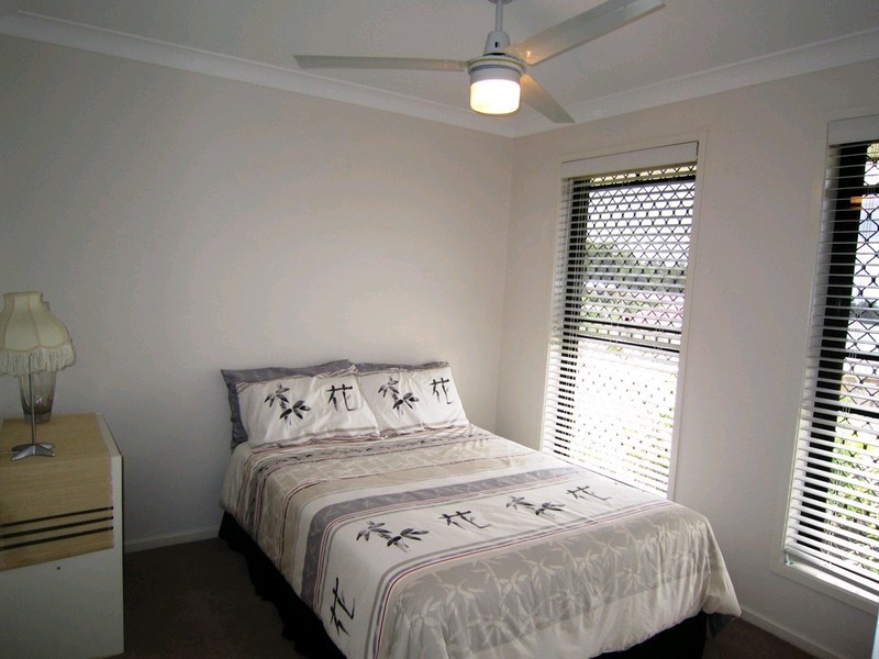 22 Eric Drive, Blackstone QLD 4304