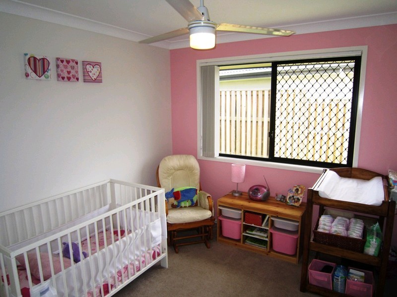 22 Eric Drive, Blackstone QLD 4304