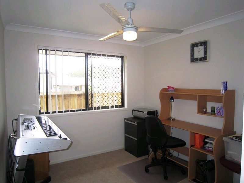 22 Eric Drive, Blackstone QLD 4304