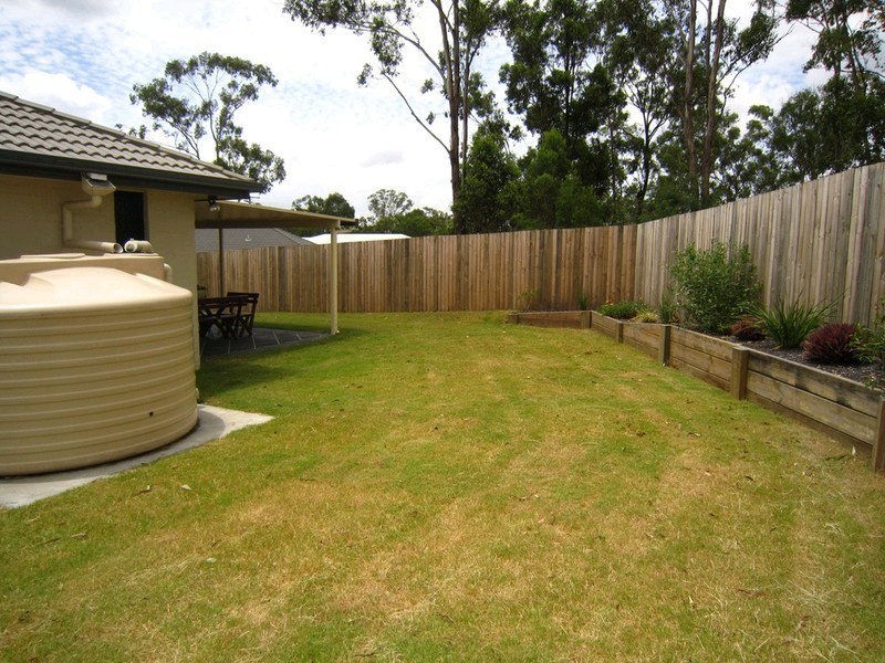 22 Eric Drive, Blackstone QLD 4304