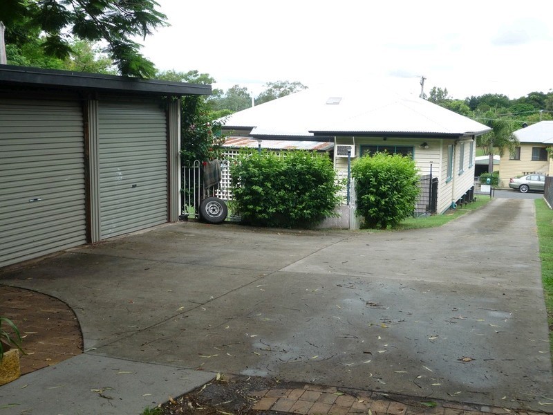 60 Bergin Street, North Booval QLD 4304