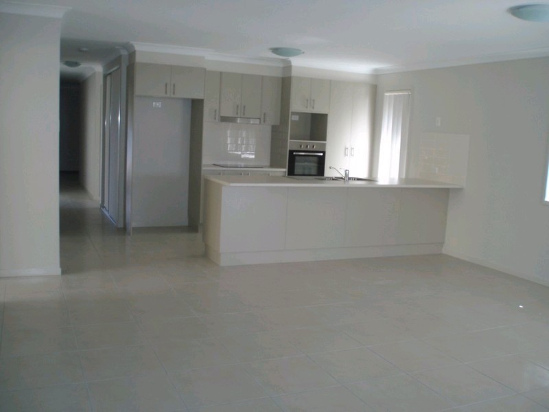 57 Harding Street, Raceview QLD 4305