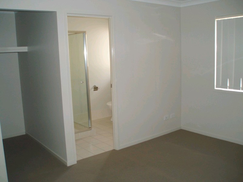 57 Harding Street, Raceview QLD 4305
