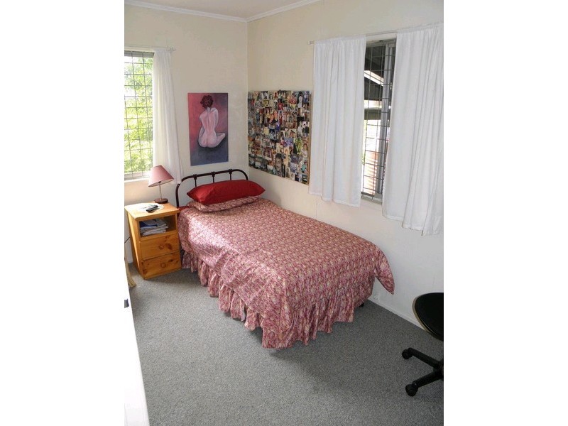 17 Albion Street, Brassall QLD 4305
