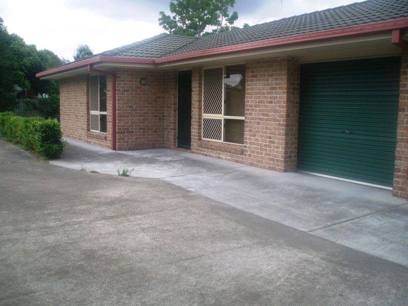 1/13A Merrell Street, North Booval QLD 4304