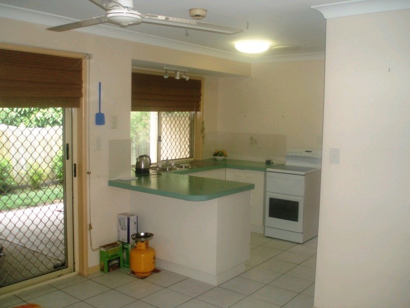 1/13A Merrell Street, North Booval QLD 4304