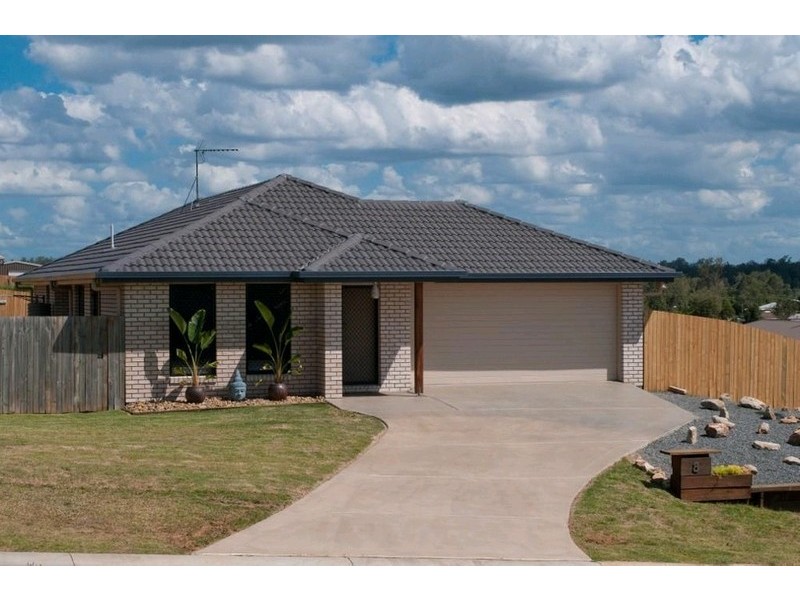 8 Truscot Court, Fernvale QLD 4306