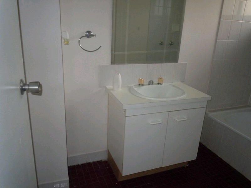 31 Joseph Street, Dinmore QLD 4303