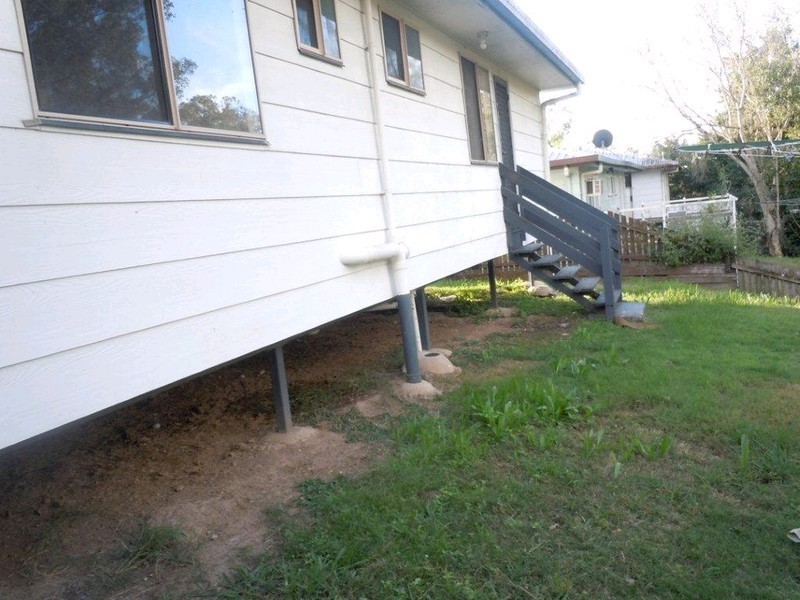 31 Joseph Street, Dinmore QLD 4303