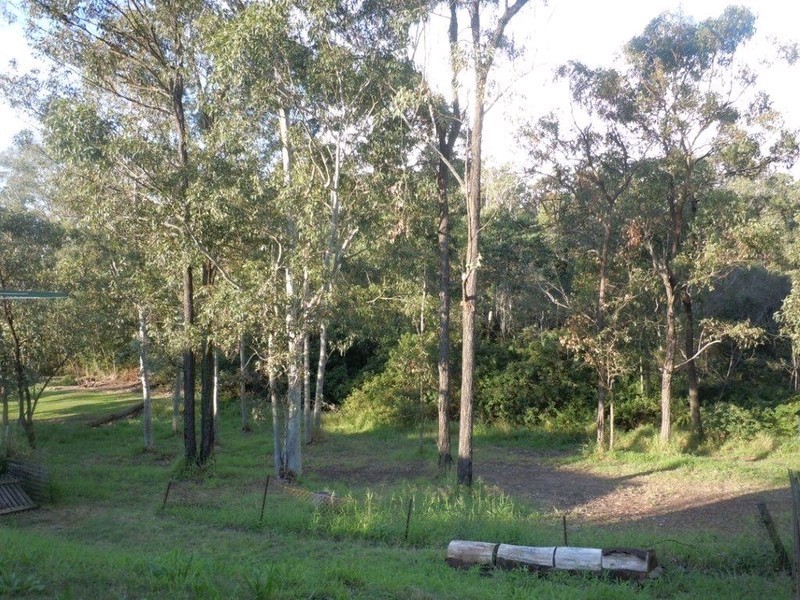 31 Joseph Street, Dinmore QLD 4303