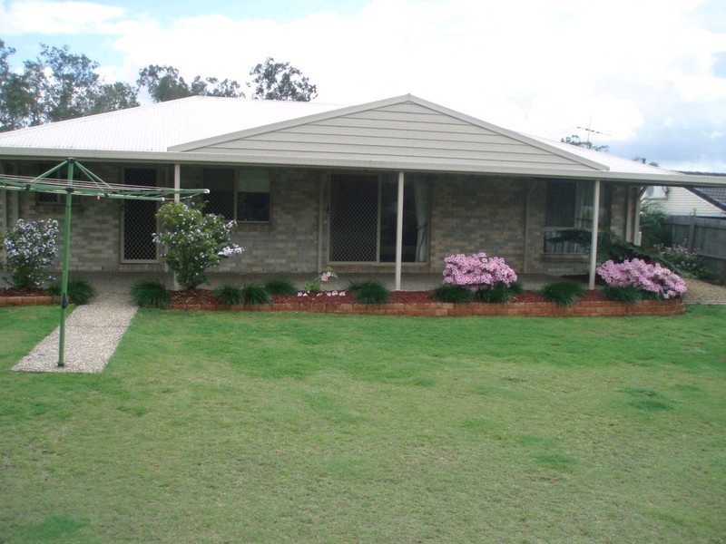 128 Equestrian Drive, Yamanto QLD 4305